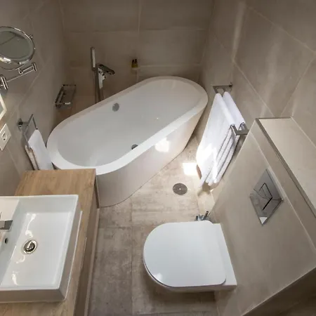 빌라 Deluxe Designer Historic Via Lactea, Panoramic Sea Views, Own Private Heated Pool And Subtropical Garden *