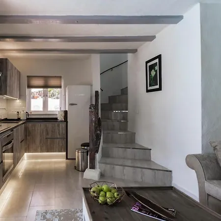 Deluxe Designer Historic Via Lactea, Panoramic Sea Views, Own Private Heated Pool And Subtropical Garden 빌라 *